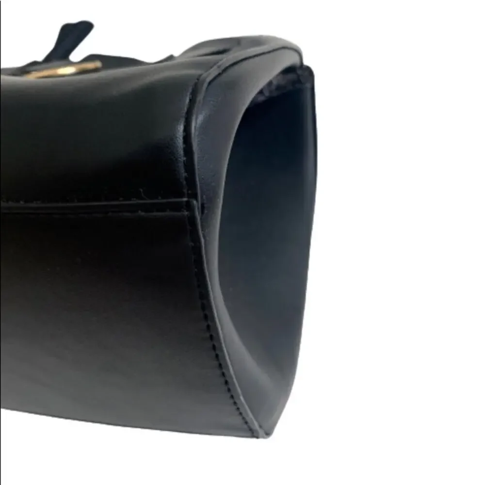 Nanette Lepore Purse Handbag McKenna Black Shouter Tote Handbag Bag